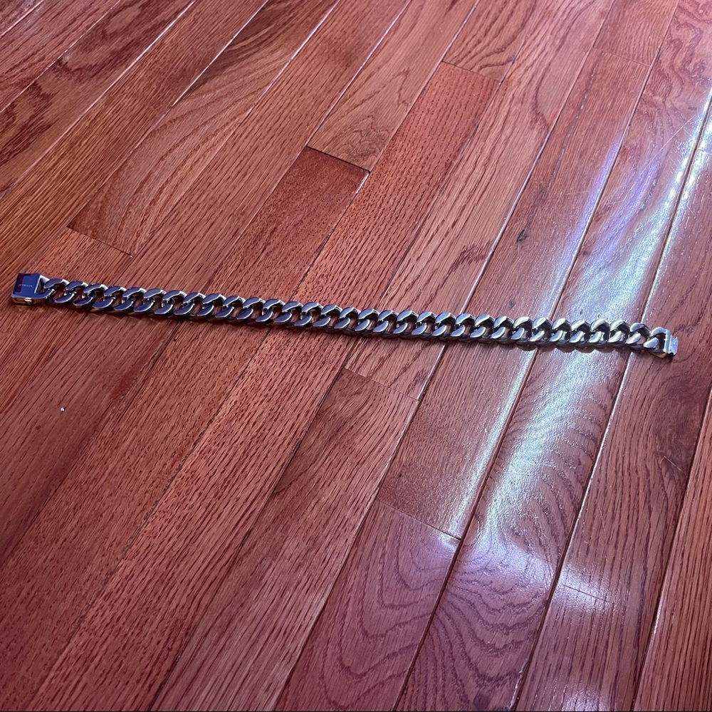 vitaly riot chain